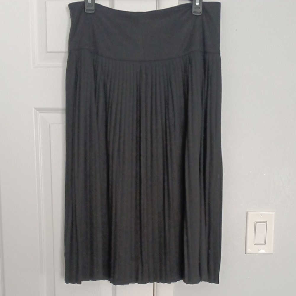 3/$15 A New Day Black Pleated Midi Skirt